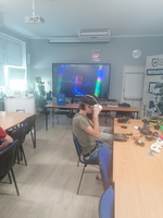Odlotowe zajęcia w naszej szkole! Uczniowie poznali świat dronów FPV