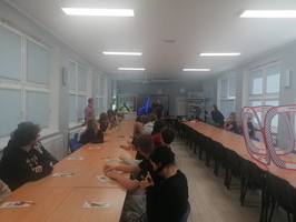 Odlotowe zajęcia w naszej szkole! Uczniowie poznali świat dronów FPV
